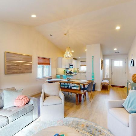Turquoise Dreams Villa Lincoln City Ngoại thất bức ảnh